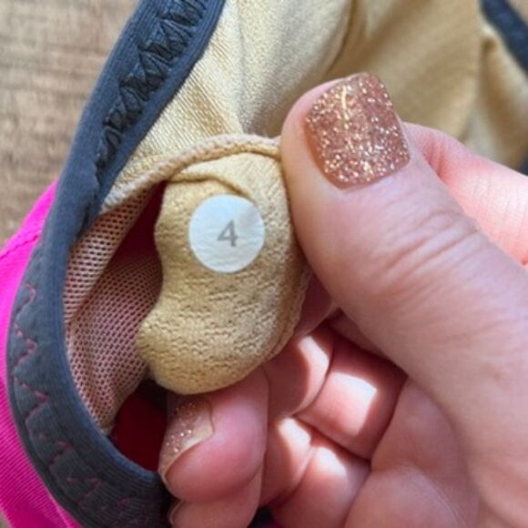 Lululemon Rehearsal Tank Paris Pink Size 4 Drawstring Hem Built in Bra - Picture 6 of 9